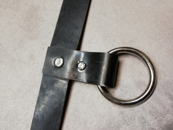 Gummi Halsband - Ring der O - verschließbar durch Vorhängeschloss